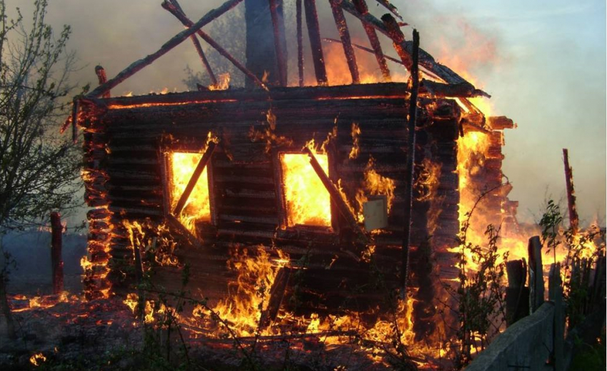 В селе Гуселка Камышинского района заживо сгорел в своем доме 67-летний пенсионер
