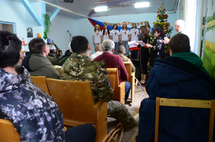 В Камышине в военный госпиталь «привезли» концерт для раненых