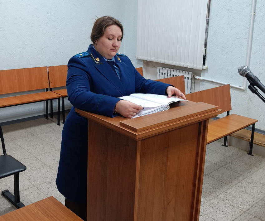 В Котово оглашен приговор по уголовному делу о даче взятки за изменение перевозчика муниципального маршрута