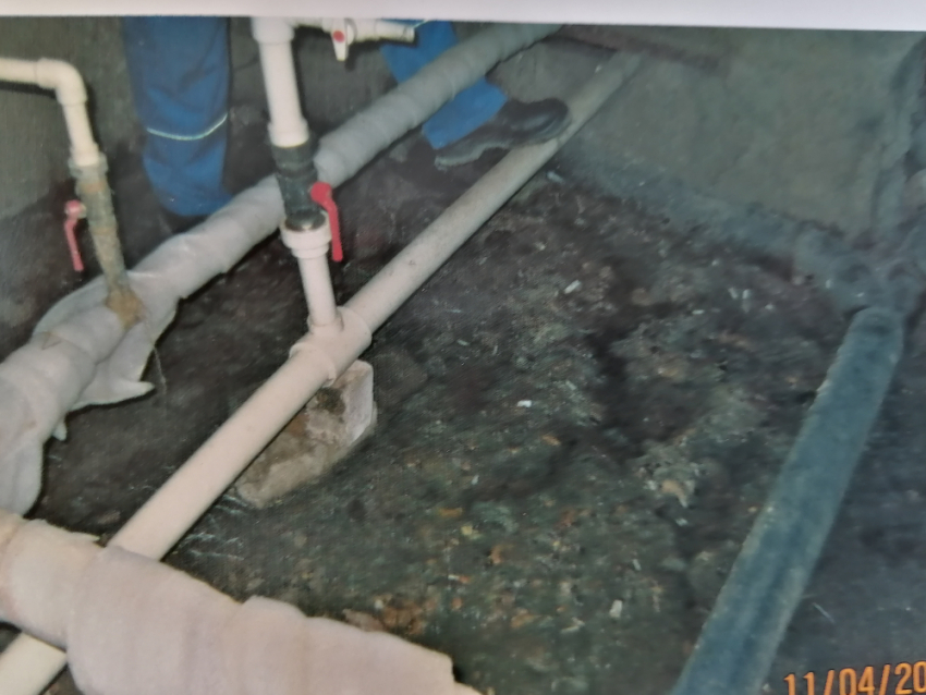 После публикации «Блокнота Камышина» организаторы «канализационной атаки» на жильцов высотки разблокировали продухи и пообещали ремонт подвала