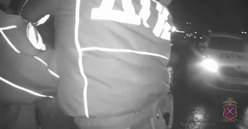 В Камышине полицейские задержали местного угонщика- «каскадера» без прав и подшофе (ВИДЕО)