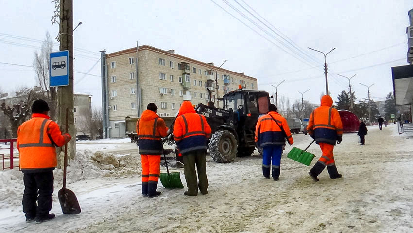 Администрация Камышина сообщила, что в многоэтажке на улице Ленина от газа угорела целая семья