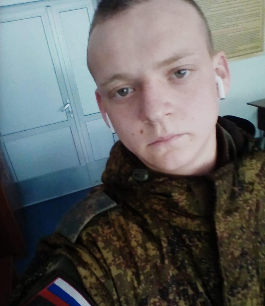 Механик-водитель танкового взвода 22-летний Антон Белюсенко из Волгоградской области погиб в ходе спецоперации