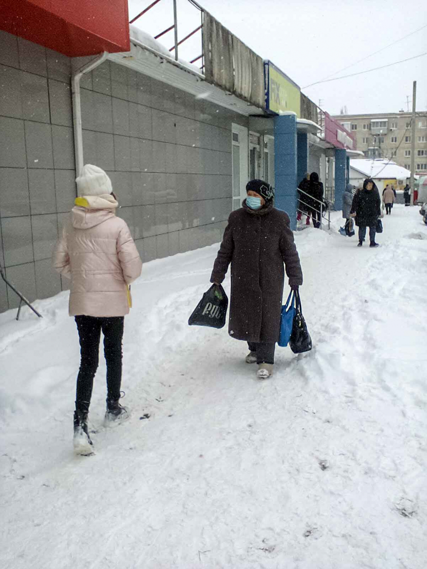 Коронавирусная динамика в Камышине стала «подстраиваться» под областную: по региону зараженность снижается