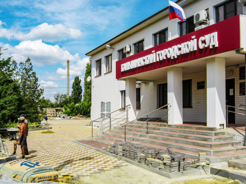 За нарушение порядка доставки адресату извещений начальник почтового отделения Камышина привлечена к административной ответственности судом