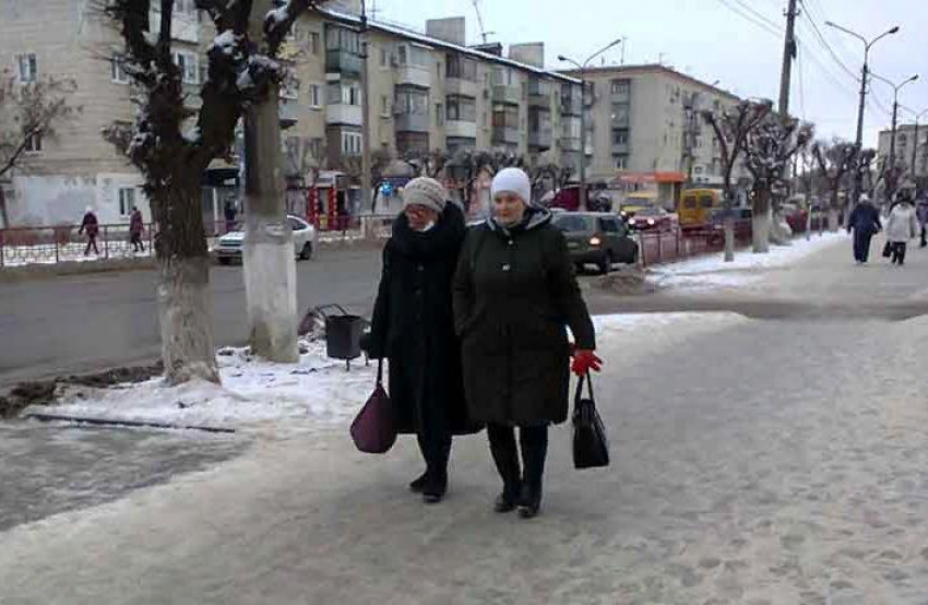 Еще один покойный: погиб от коронавируса мужчина 46 лет из Камышинского района, но камышане стали немного реже заражаться