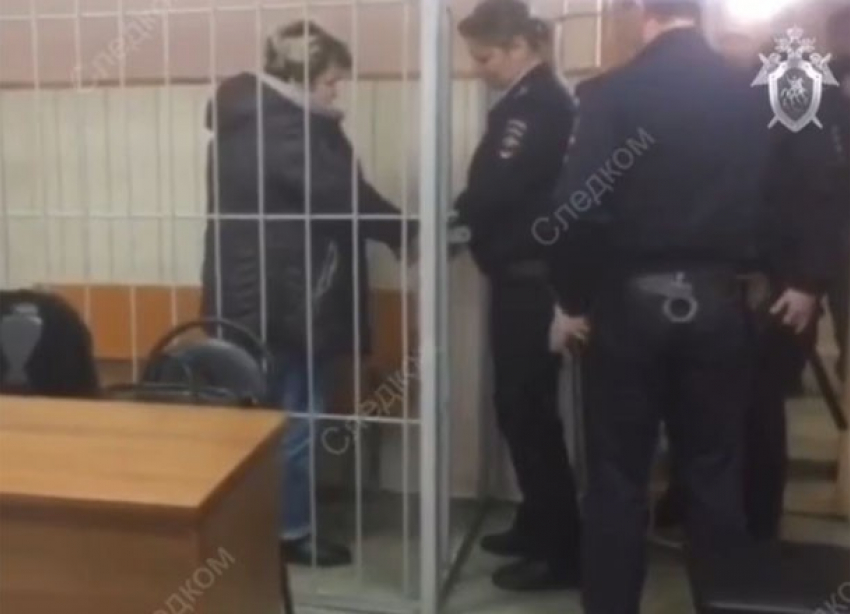 Изрезавшая до смерти ножом парализованного 81-летнего инвалида сиделка пойдет под суд , - «Блокнот Волгограда"