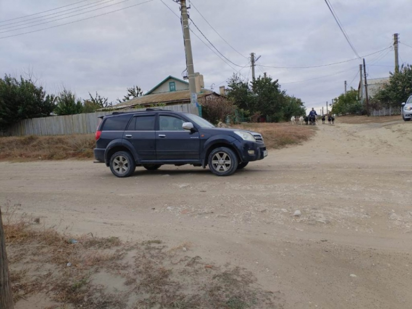 Полиция Камышина ищет беглеца с места ДТП в поселке Нефтебазы
