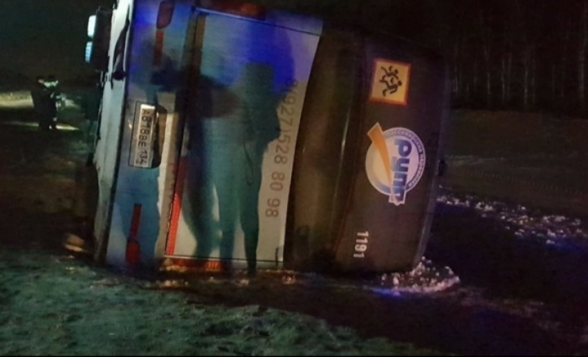 Автобус «Камышин - Москва» перевернулся в Тамбовской области, есть раненые, в том числе ребенок