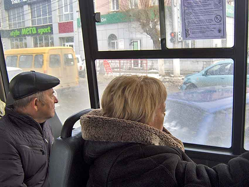 Камышане «замучились» снимать ДТП в городе на мобильники