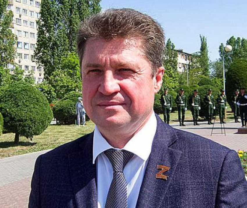 Глава Камышина Станислав Зинченко рассказал в Котово, какая у нас патриотическая работа; что рассказал - неизвестно