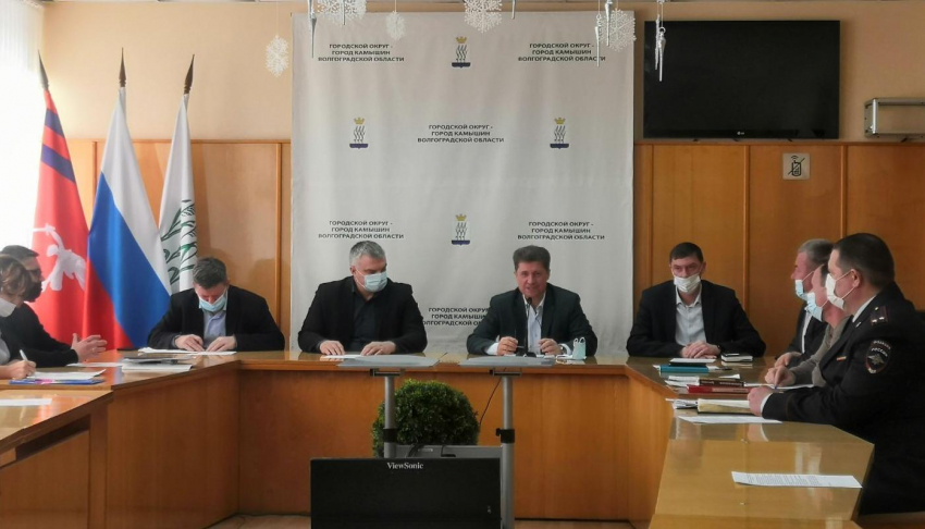 Камышинским чиновникам повысили зарплаты с 1 января