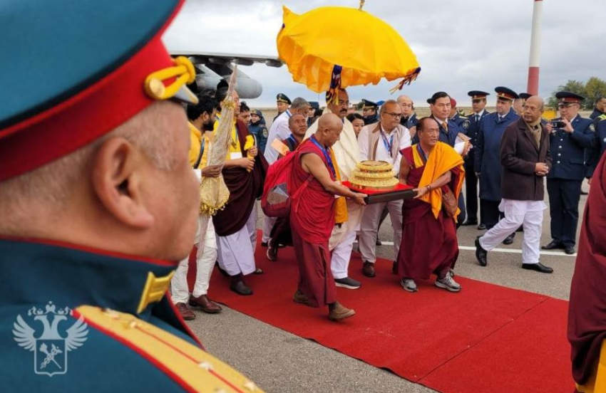 Реликвии Будды Шакьямуни прибыли в соседнюю с Волгоградской области Калмыкию, - «Блокнот - Волгограда"