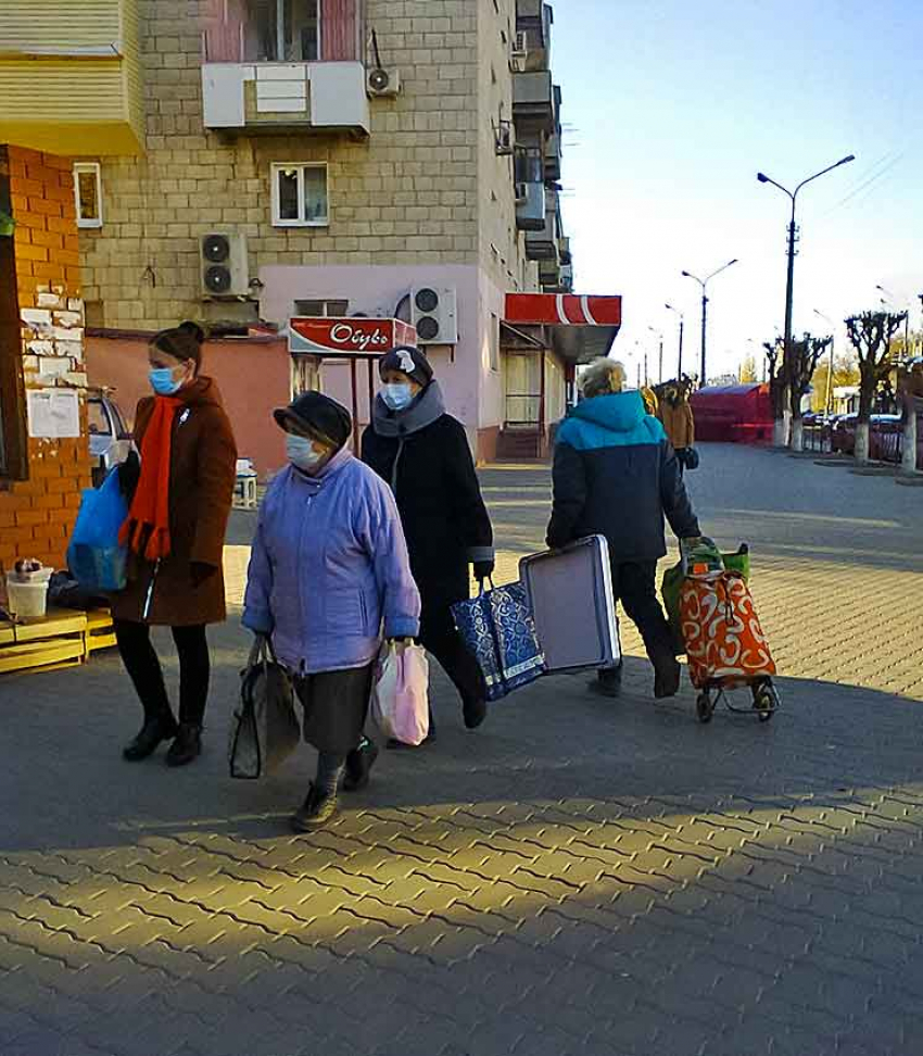 Коронавирусом 10 ноября заболели еще 227 жителей Волгоградской области, а двое ушли навсегда