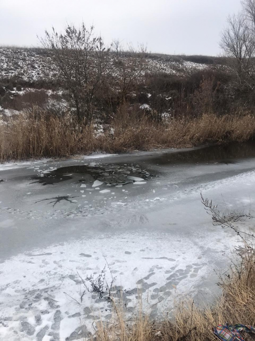СК: организована проверка по факту гибели семилетнего мальчика и госпитализации в тяжелом состоянии его сверстника