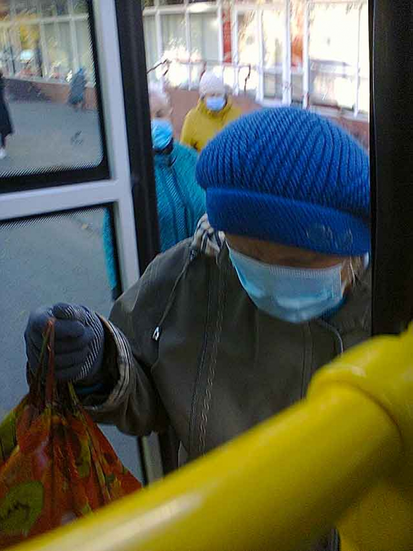 Камышане получают подтверждение диагнозов COVID, 20 октября прибавилось 5 новых больных