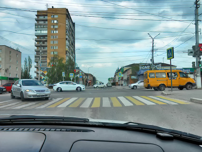 Как отказаться от услуг, которые банк подключил клиенту без его согласия