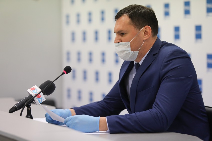 Зампредседателя Облздрава Николай Алимов рассказал журналистам, с чего началась вспышка COVID  в Урюпинском психинтернате, где зафиксировали сразу сотню заразившихся
