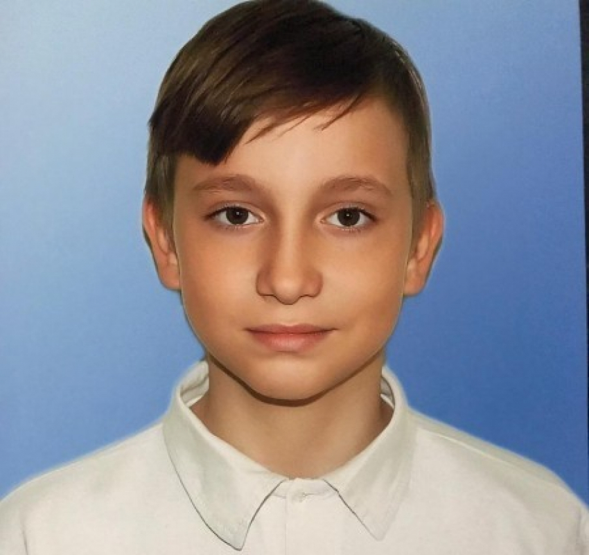Обыскали подвалы и чердаки: пропал 11-летний мальчик