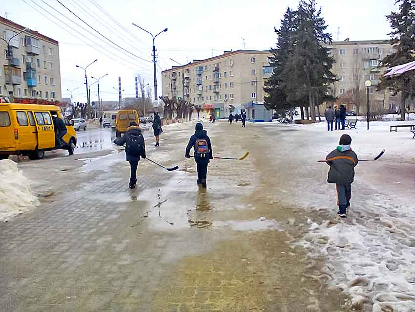 Зараженных вирусом в Волгоградской области становится меньше, но «старые» смерти пока регистрируются каждый день