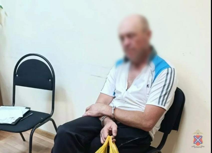  В Камышине девушка сообщила в полицию о трупе убитой пенсионерки