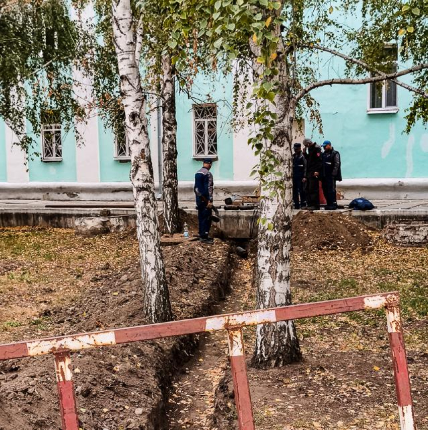 Глава Камышина Станислав Зинченко, не появляясь в публичной плоскости, подписал 3 постановления сегодня, 29 октября