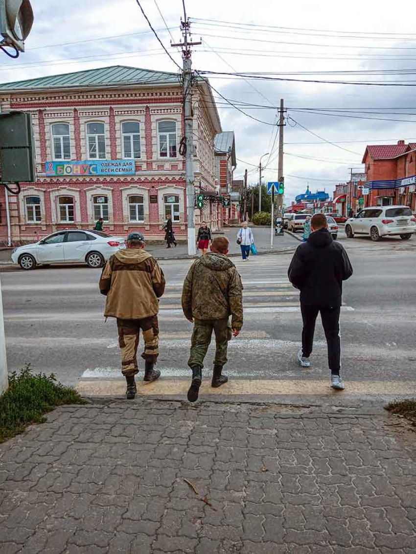 Забирают сидевших, больных, неслуживших и многодетных отцов: замвоенкома заявил о бессрочной мобилизации