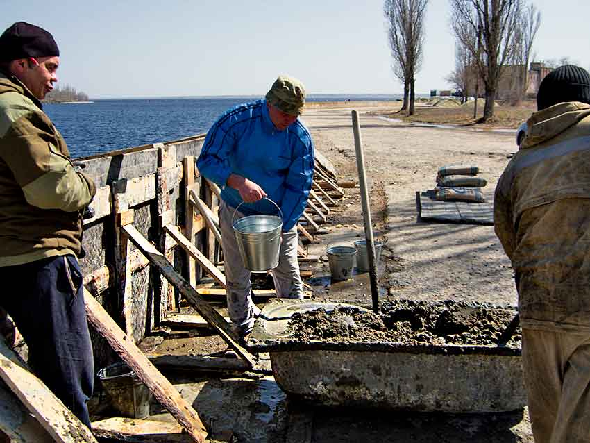 От ротонды до Бородинского моста: в Камышине активизировались работы по реконструкции набережной