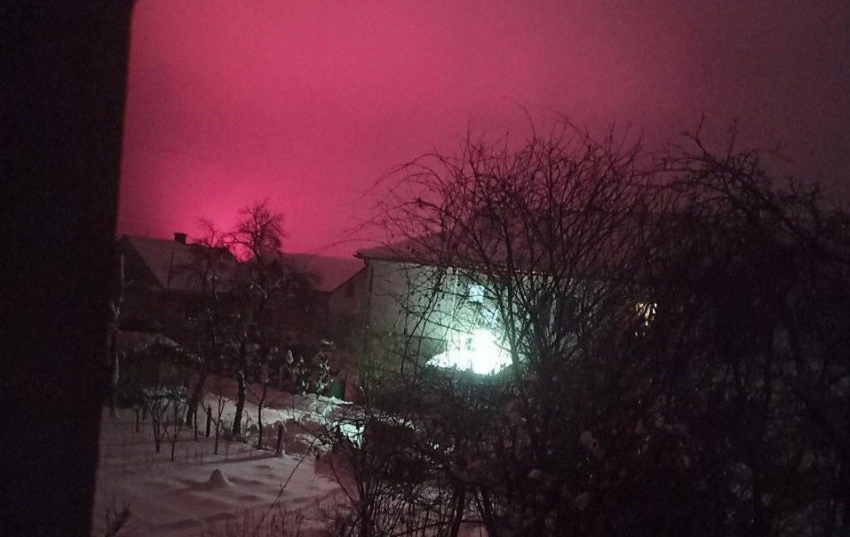 «Орешником» по Львову: Россия нанесла ракетный удар по крупнейшему газохранилищу Украины под Стрыем, - «Блокнот - Россия"