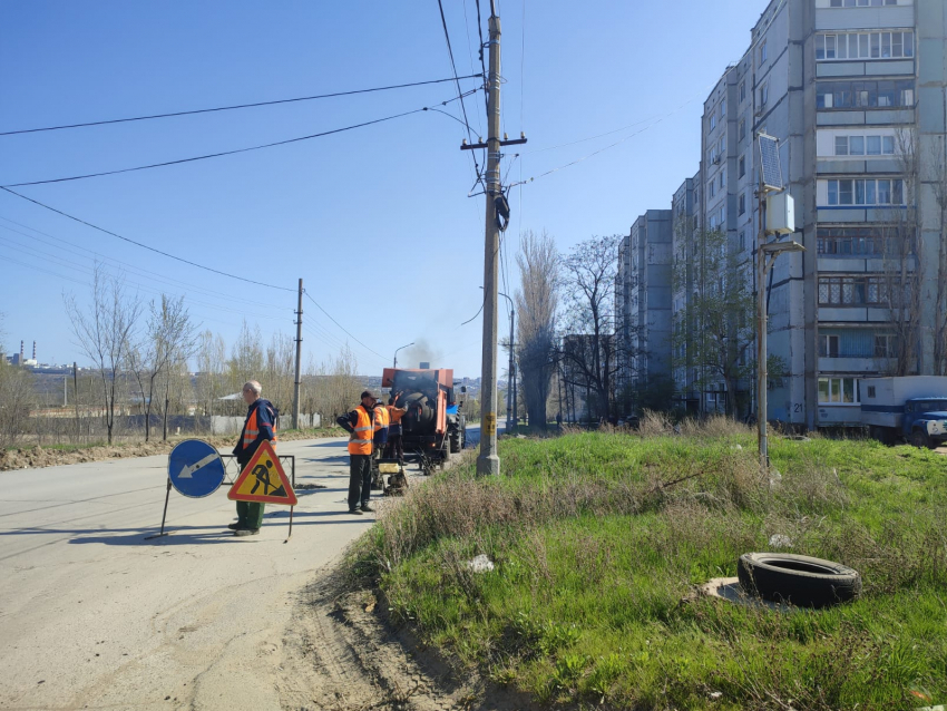 В Камышине в адрес директора муниципального бюджетного учреждения «Благоустройства» внесено прокурорское представление из-за плохих дорог