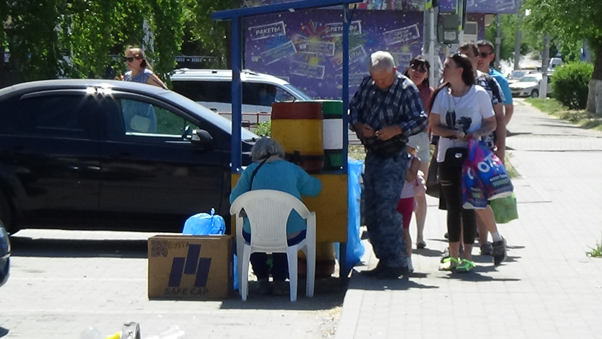 Специалисты Роспотребнадзора учат камышан выбирать и пить квас