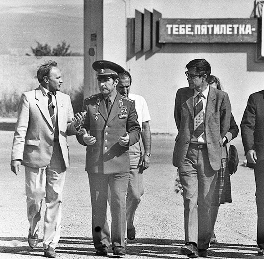 Камышане гордятся тем, что у них есть «свой» космонавт - дважды Герой Советского Союза Юрий Малышев