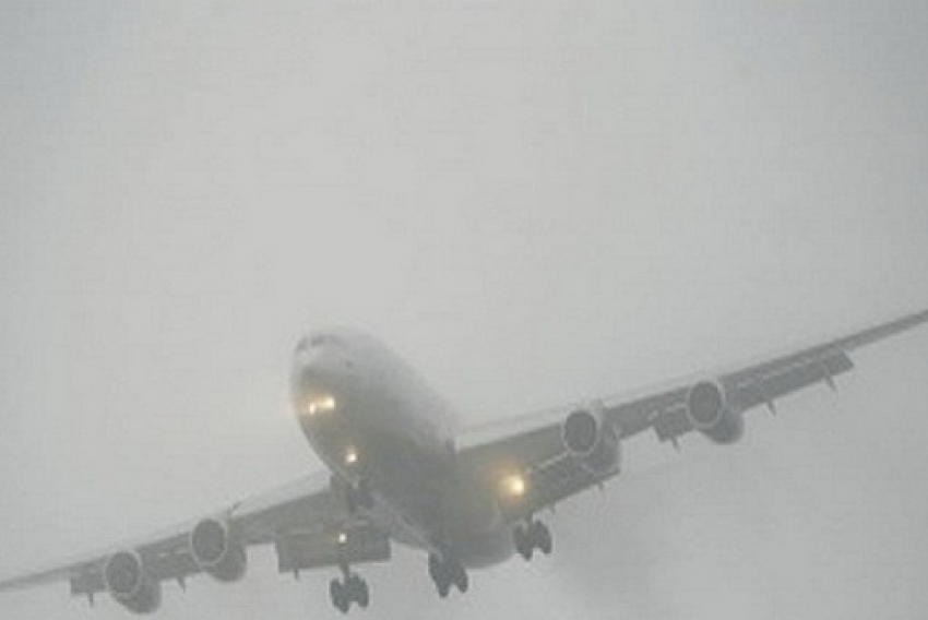 Камышане застряли в аэропорту Волгограда из-за тумана