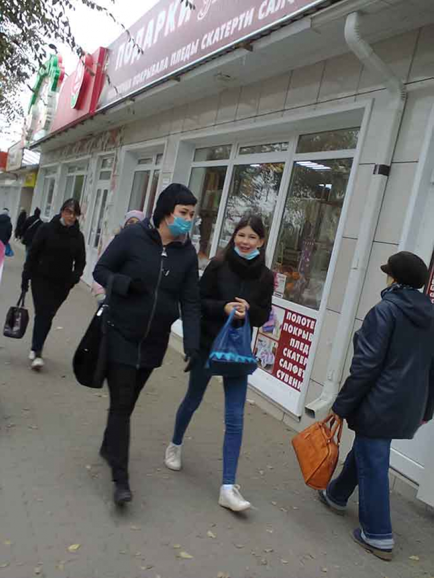 Заражения COVID в Волгоградской области закрепились на уровне «200 плюс» в сутки: прирост 2 ноября 209, скончались еще трое