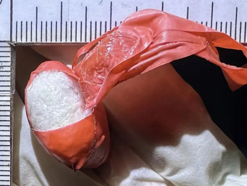 В Камышинском районе полицейские изъяли наркотики у пассажира такси