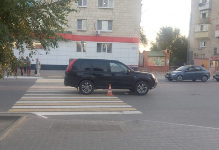 В Камышине на улице Ленина 10-летняя девочка попала под колеса иномарки лихого молодого москвича