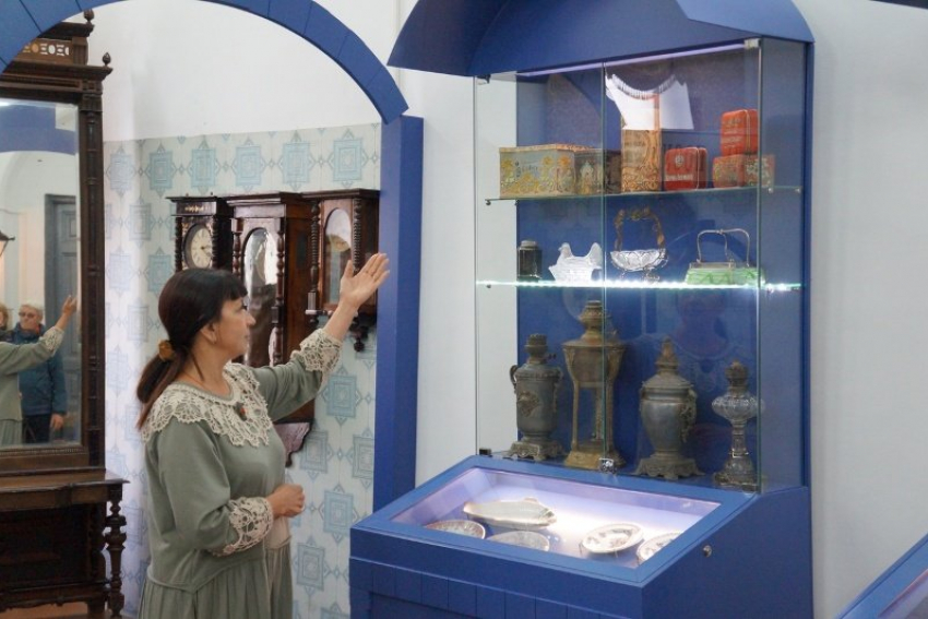 В Камышинском музее решили, что экскурсантам будет интересен кабинет купца