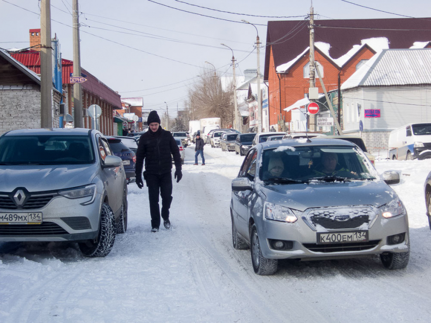 Жителей Волгоградской области предупредили о фейковых опросах от имени МЧС