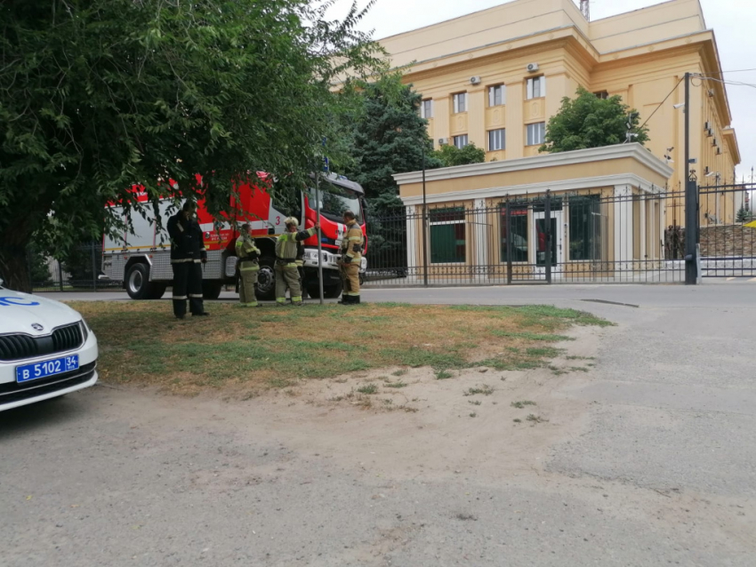 В Волгограде ищут взрывчатку в здании ГУ МВД и ФСБ, - «Блокнот Волгограда"