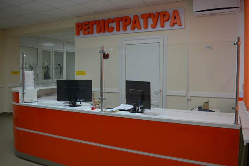 О модернизированной поликлинике в городе Петров Вал Камышинского района не без гордости сообщает пресс-служба губернатора