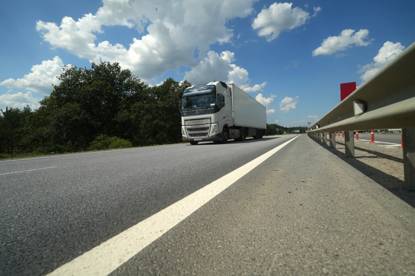 "Места концентрации ДТП» обустроены ограждениями на федеральной трассе, проходящей через Камышинский район