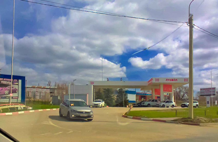 В Волгоградской области заявили о подешевевшем бензине