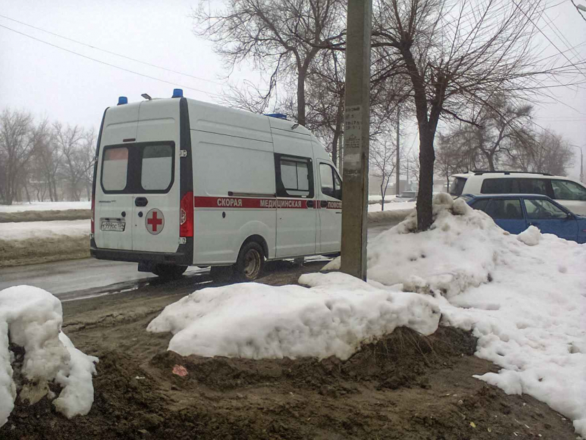 В Волгоградской области врачи не смогли спасти заболевшую коронавирусом пенсионерку