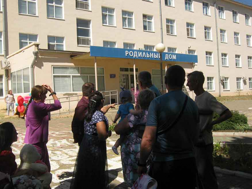 За два месяца в Камышинском районе родились две пары двойняшек
