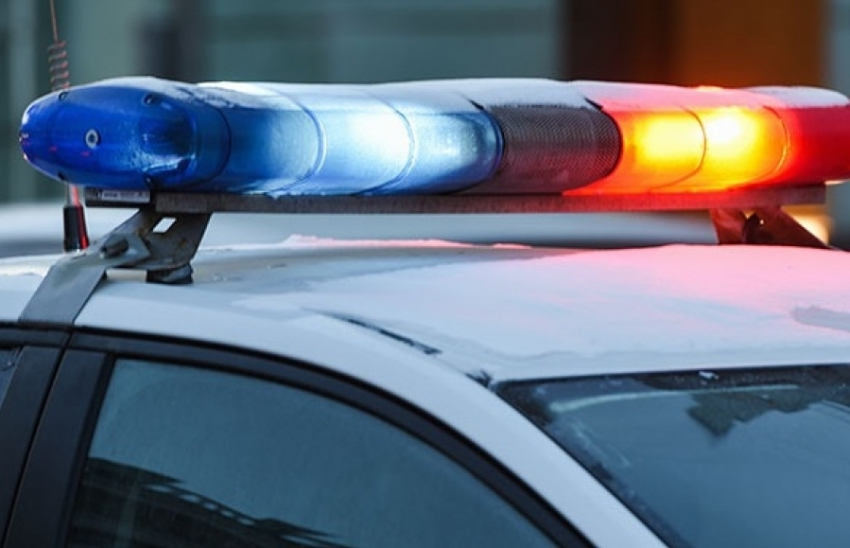 На петроввальской дороге в Камышинском районе женщина-водитель на легковушке смяла женщину-пешехода