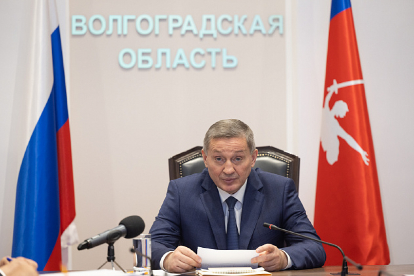 Андрей Бочаров поставил задачи перед главами муниципалитетов по организации и проведению школьных выпускных