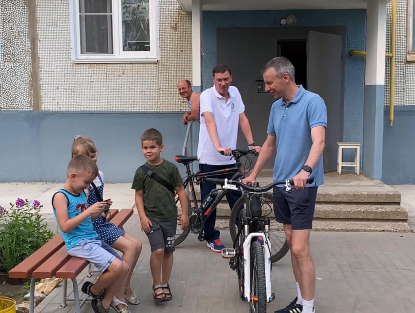 Намерение депутата камышан в Госдуме Алексея Волоцкова пойти на праймериз «ЕР» для возможного нового выдвижения - в его приемной засекретили