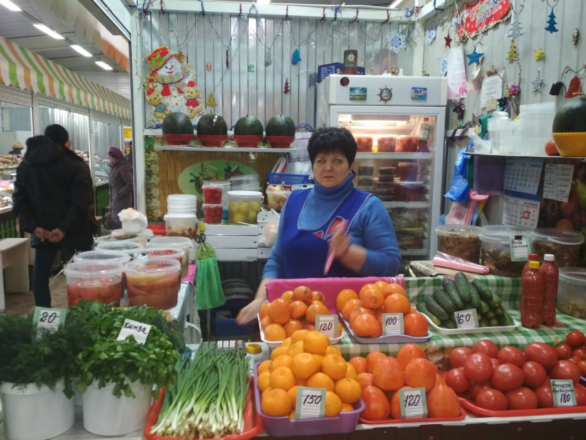 В Камышине фрукты и овощи начали демонстрировать ценовые «прыжки» за три недели до Нового года