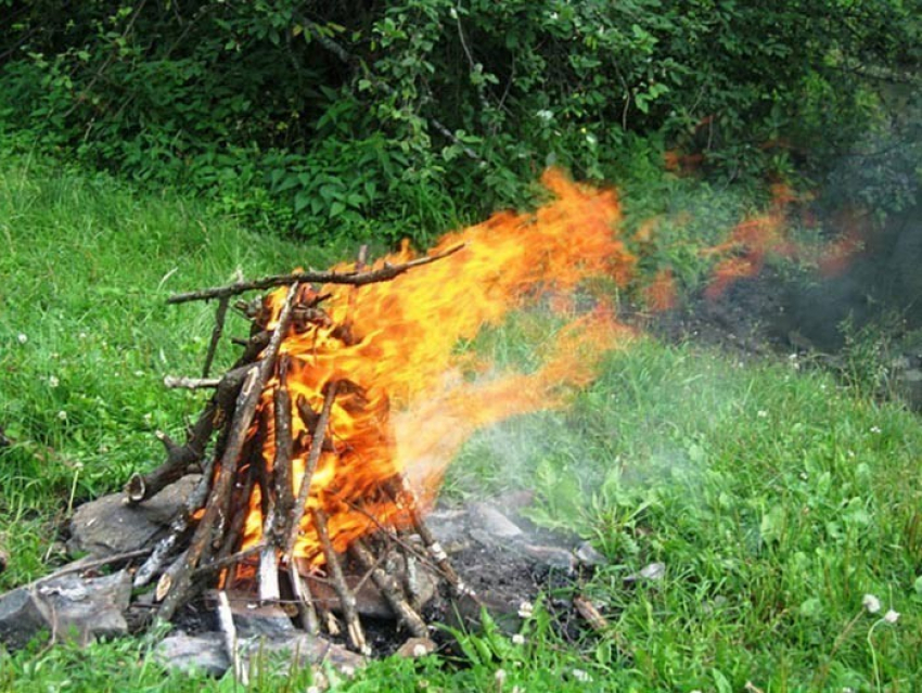 Камышанам за сжигание костров грозит штраф до 30 тысяч рублей