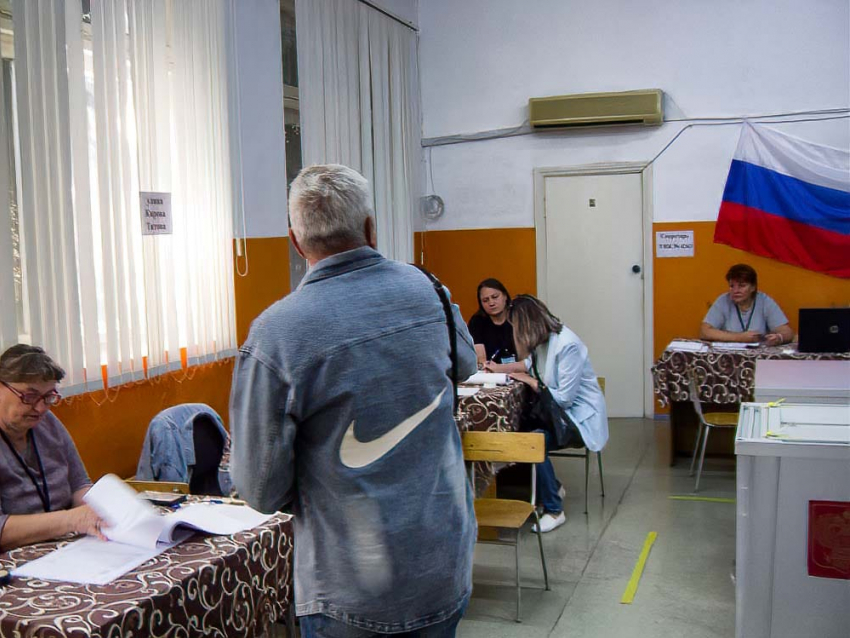 Почти каждый пятый избиратель проголосовал за депутатов Камышинской городской думы  в первый день выборов 
